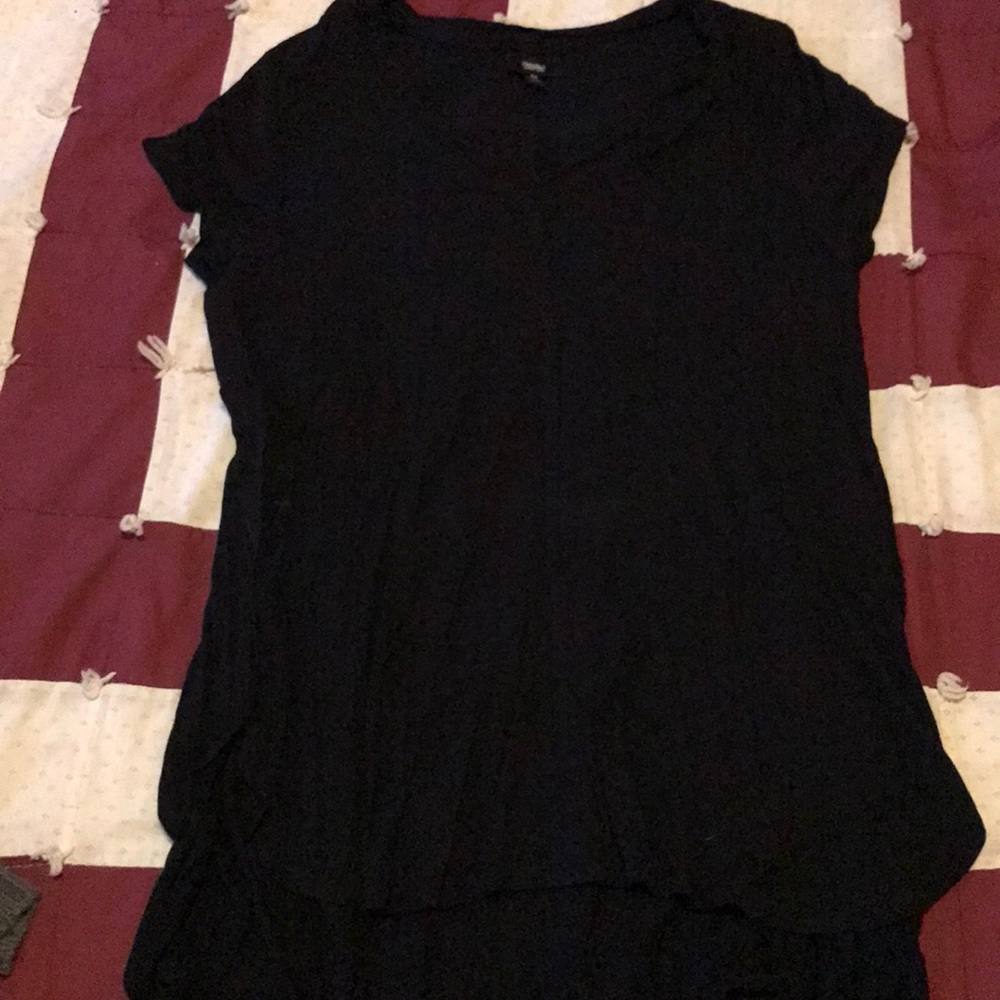 Black soft t-shirt